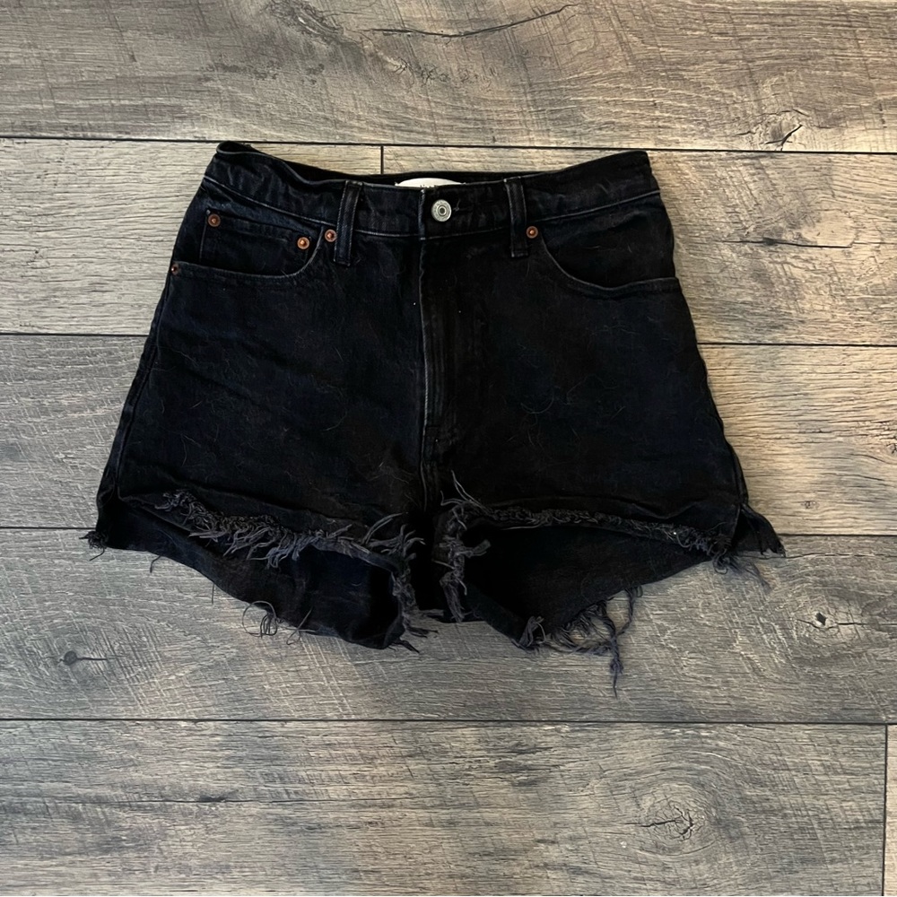 Abercrombie & Fitch Curve Love high rise 4” mom short size 27